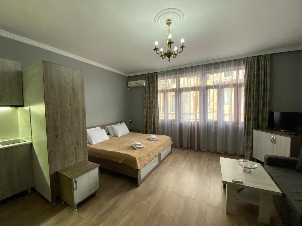 Cozy Studio On Europe Square Batumi Ngoại thất bức ảnh