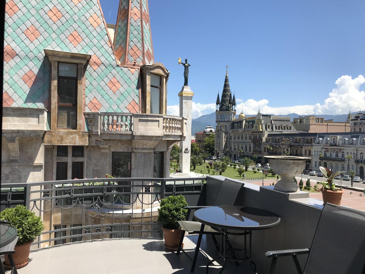 Cozy Studio On Europe Square Batumi Ngoại thất bức ảnh
